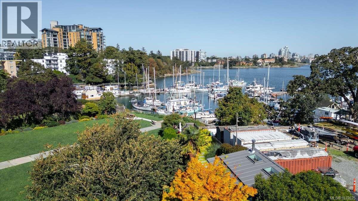  485 Head Street, Esquimalt