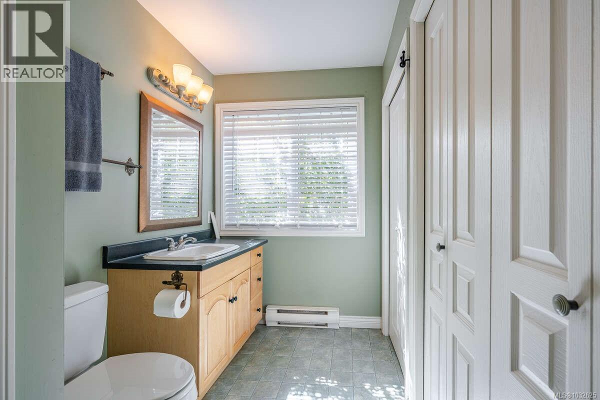  485 Head Street, Esquimalt