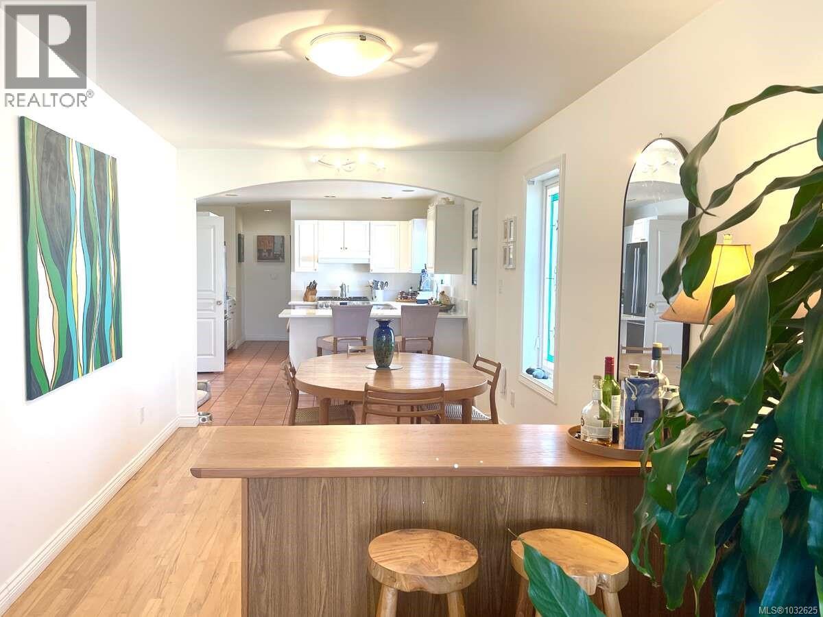  485 Head Street, Esquimalt