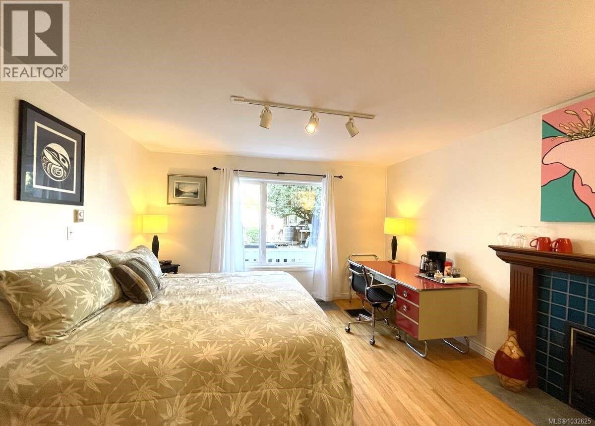  485 Head Street, Esquimalt