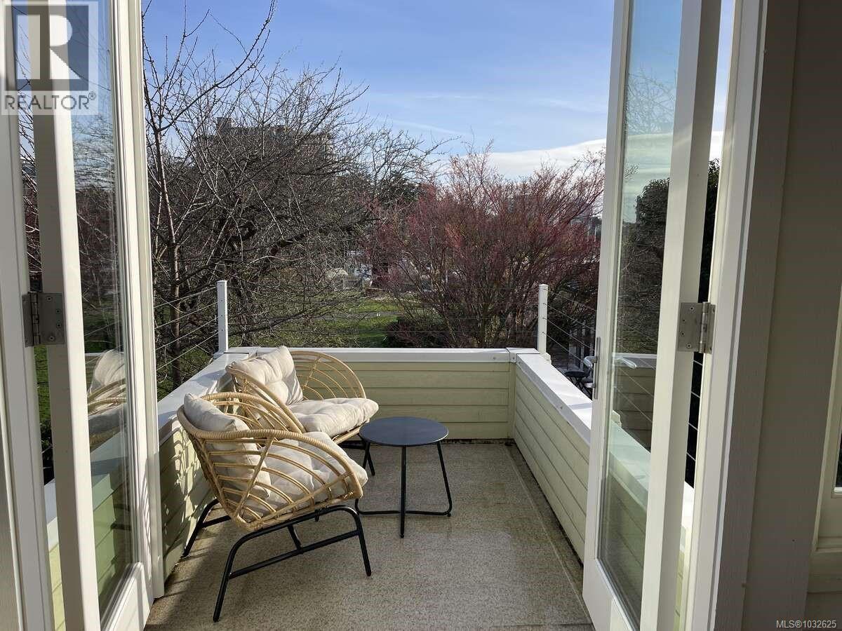  485 Head Street, Esquimalt