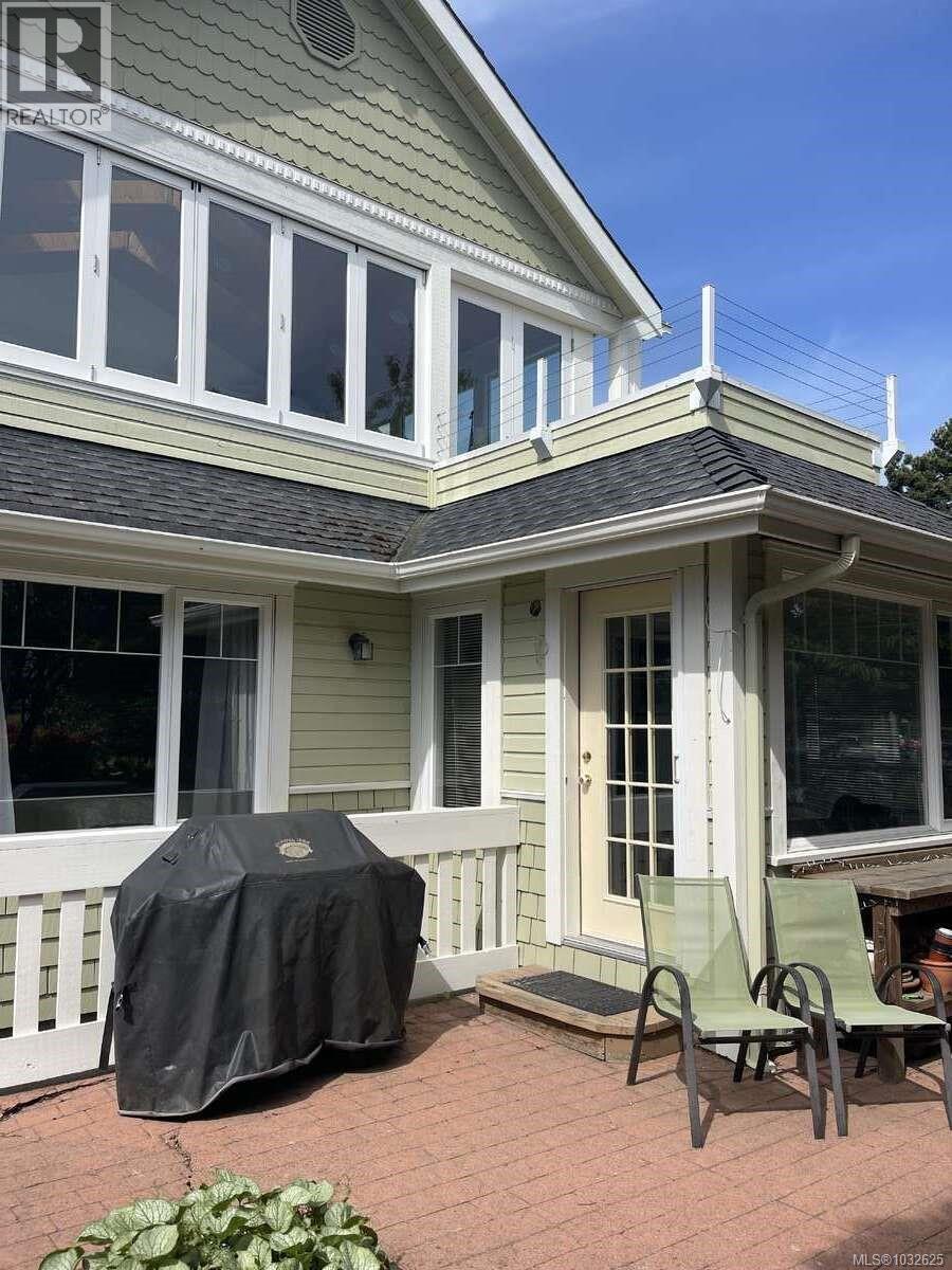  485 Head Street, Esquimalt