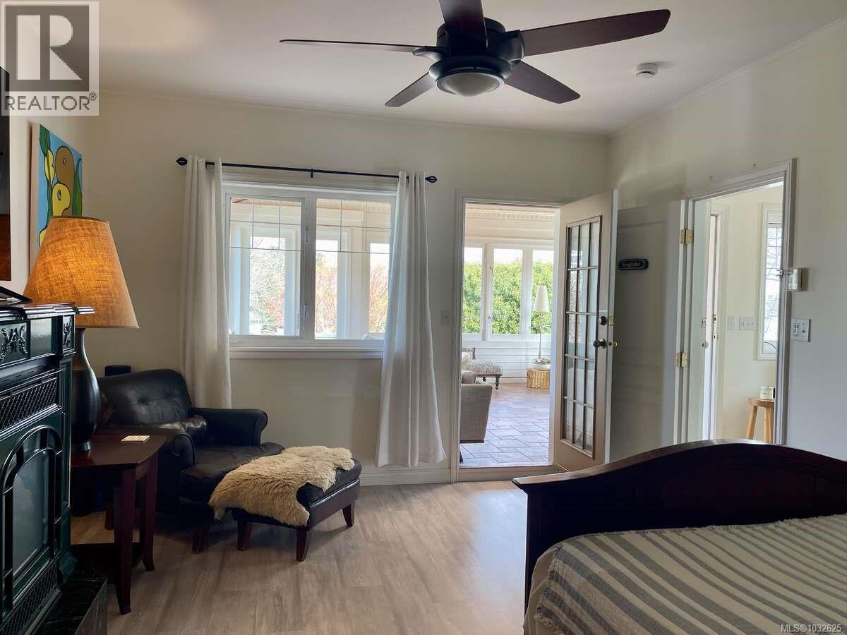  485 Head Street, Esquimalt