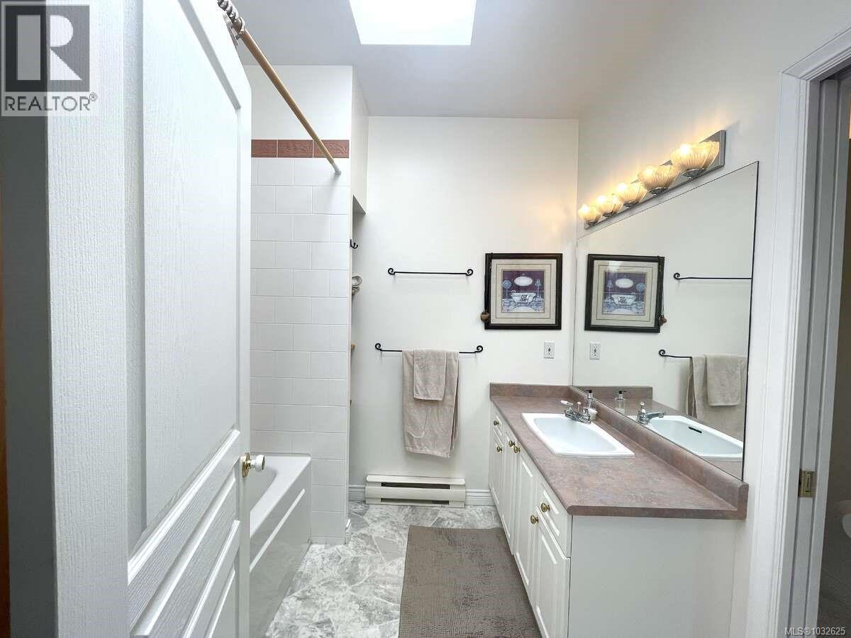  485 Head Street, Esquimalt