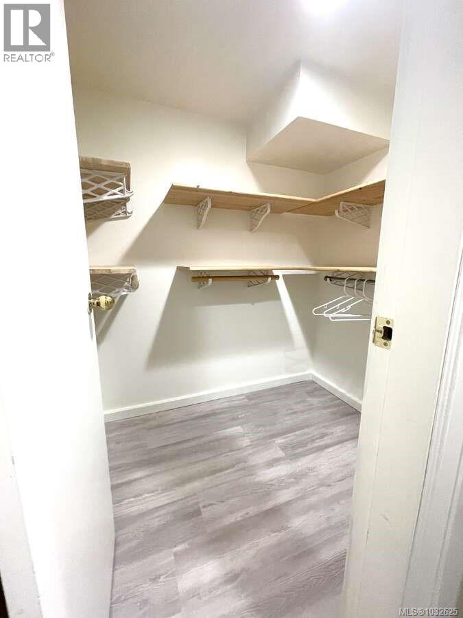  485 Head Street, Esquimalt