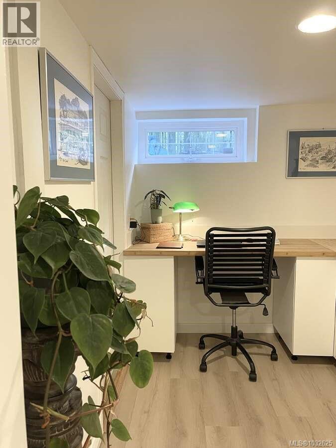  485 Head Street, Esquimalt