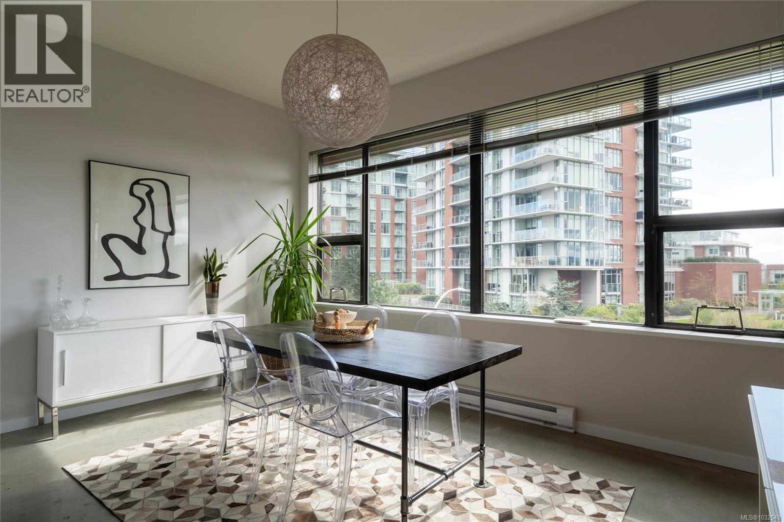 210 455 Sitkum Road, Victoria