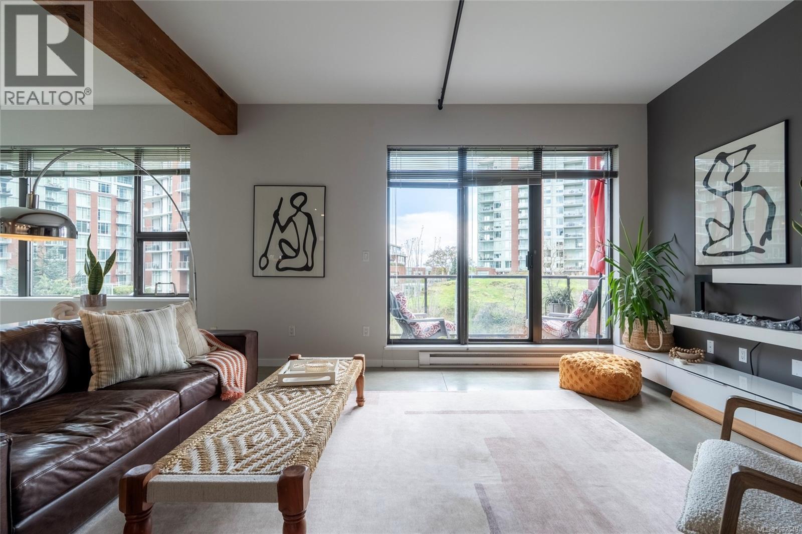 210 455 Sitkum Road, Victoria