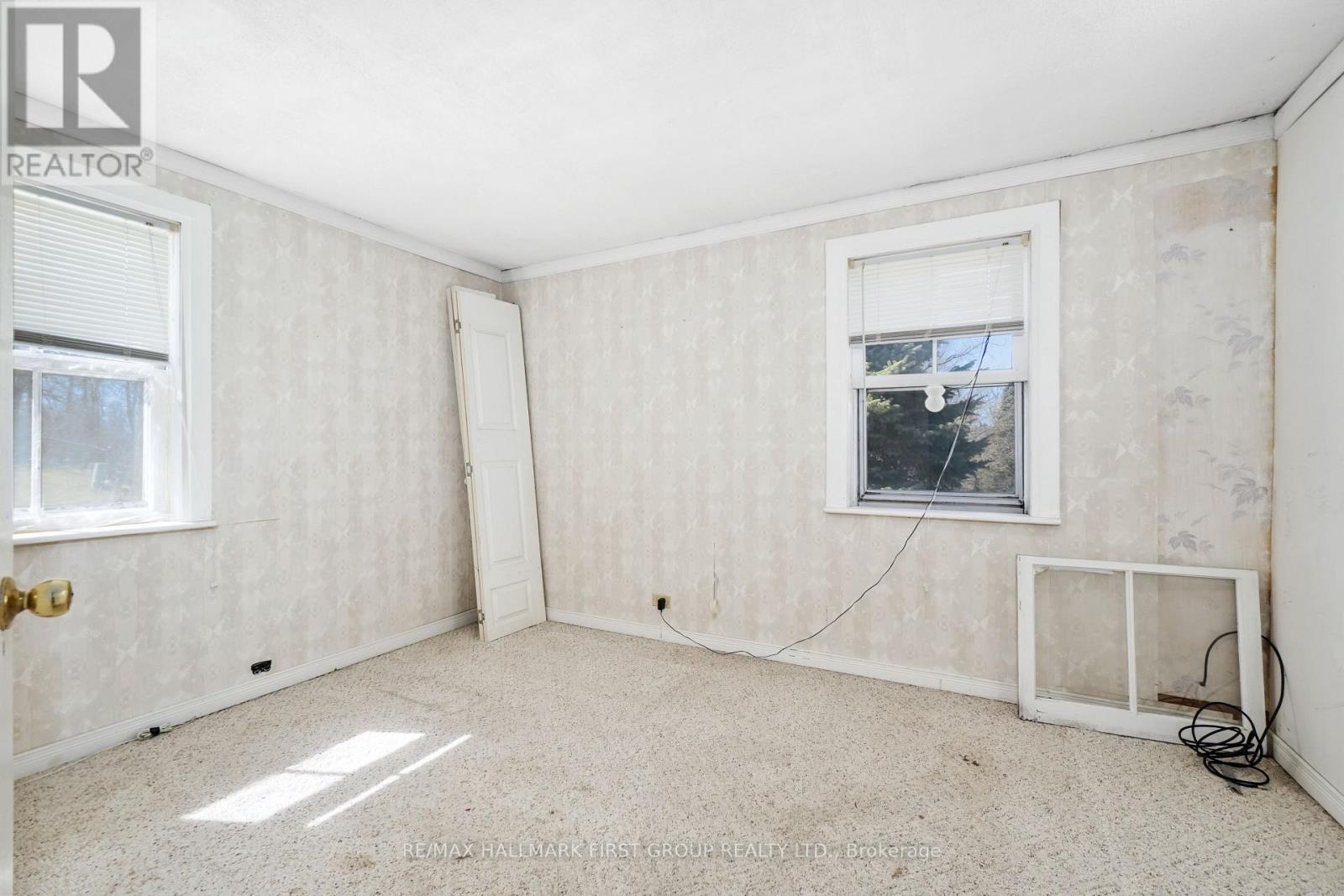 19 HALSTEAD ROAD - 16