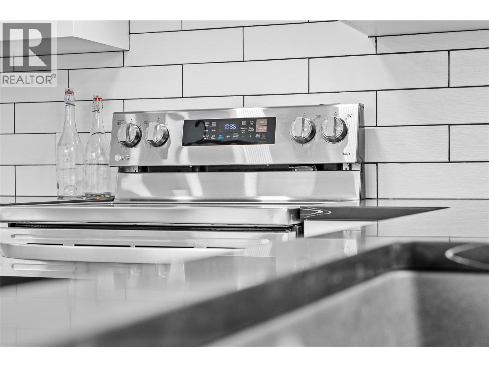 1788 NICOLA AVENUE - 4