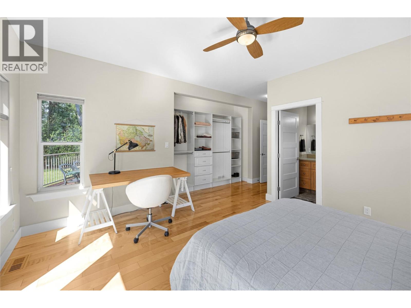 4633 Peach Crescent - 13