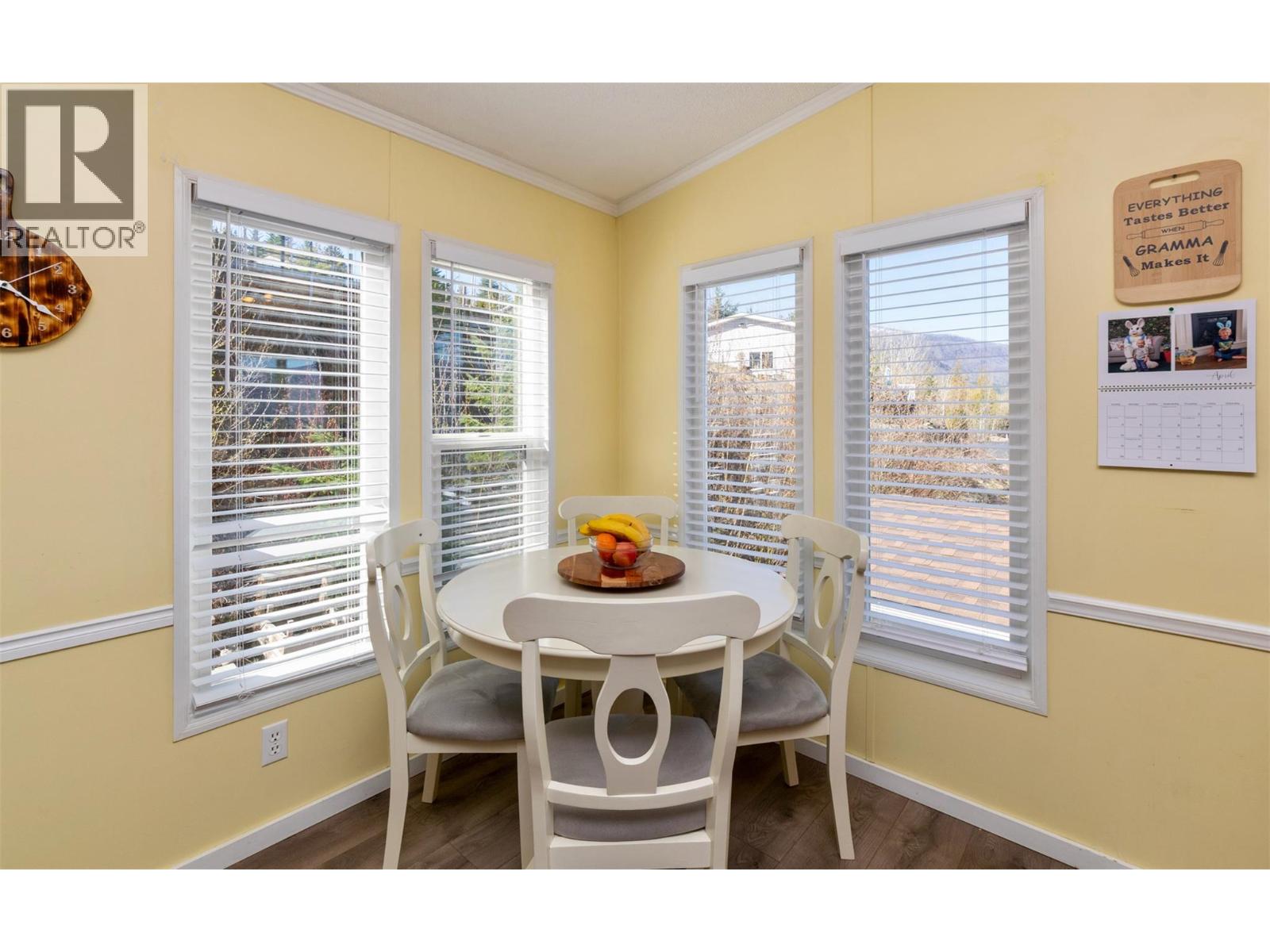 #18 1510 TRANS CANADA HIGHWAY - 20