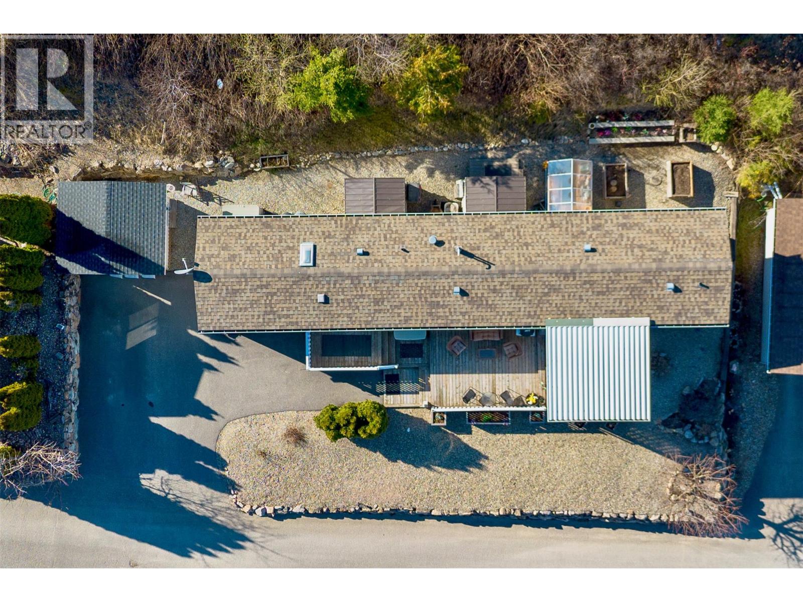 #18 1510 TRANS CANADA HIGHWAY - 50