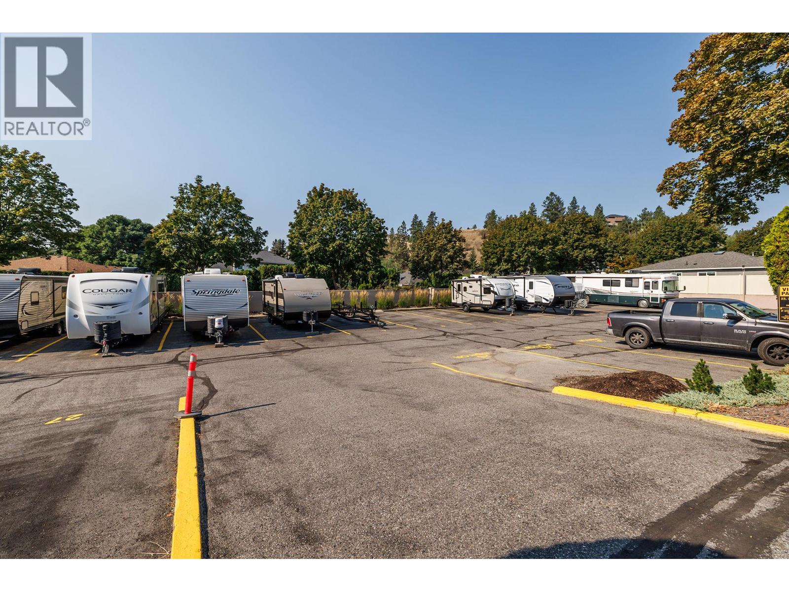 615 GLENMEADOWS Road Unit# 29, Kelowna