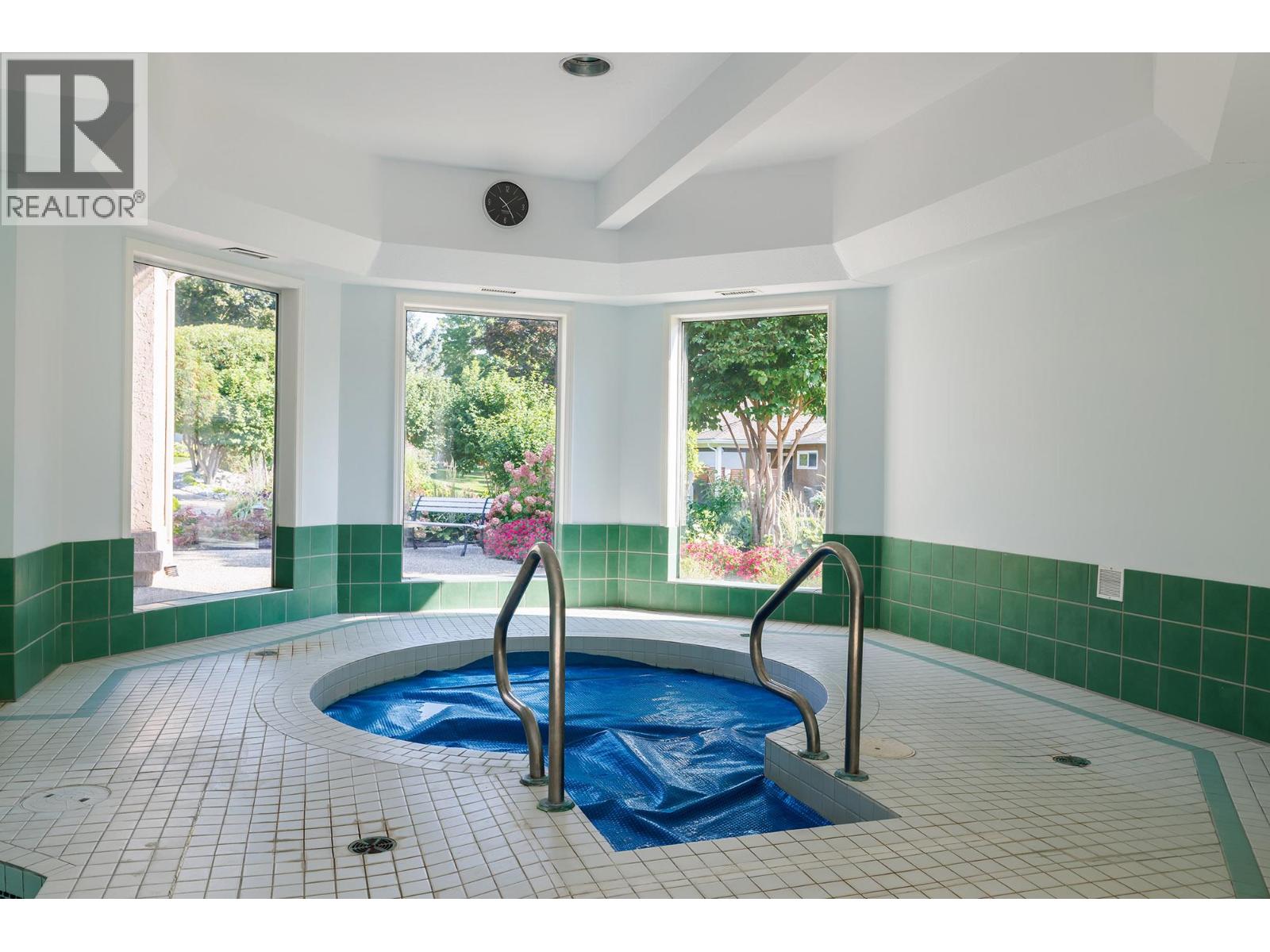 615 GLENMEADOWS Road Unit# 29, Kelowna