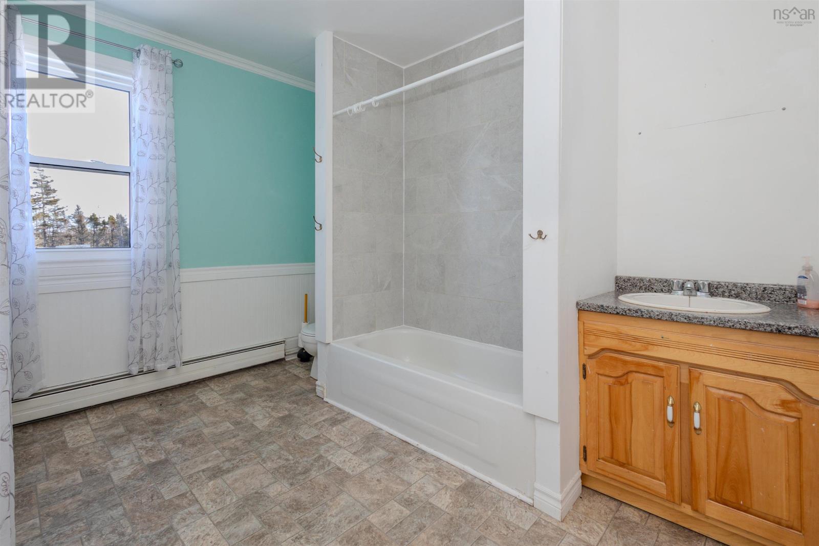 Property 34 of 36 of 52 Pepperell Street