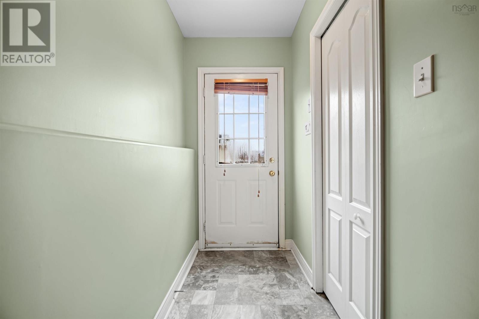 Property 43 of 47 of 3752 Memorial Drive