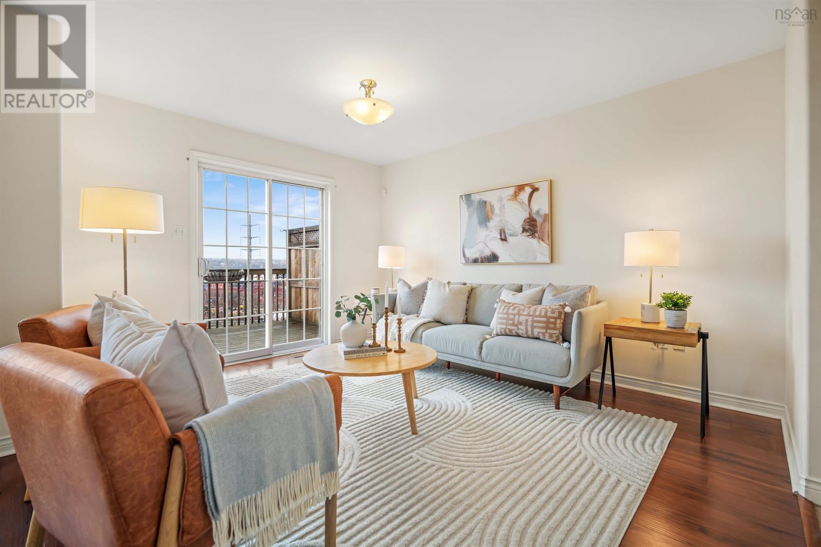 Property 5 of 47 of 3752 Memorial Drive