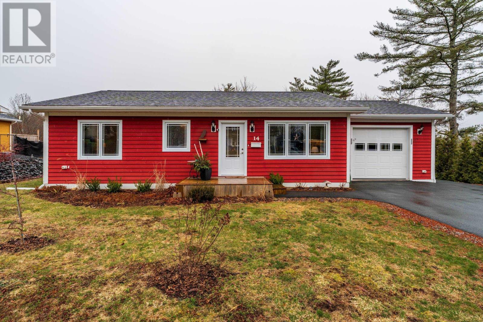 Property photo of 14 Hillside Drive