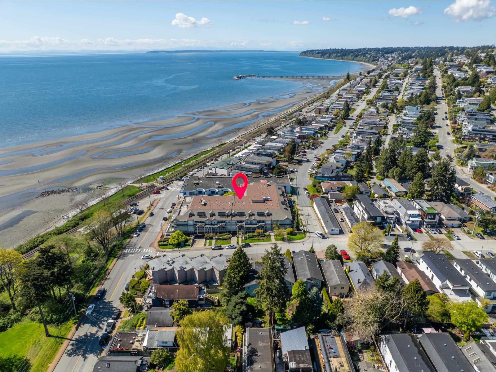 403 15621 MARINE DRIVE, White Rock