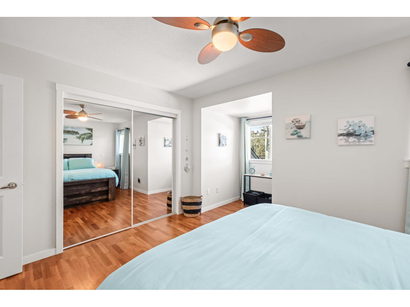 403 15621 MARINE DRIVE, White Rock