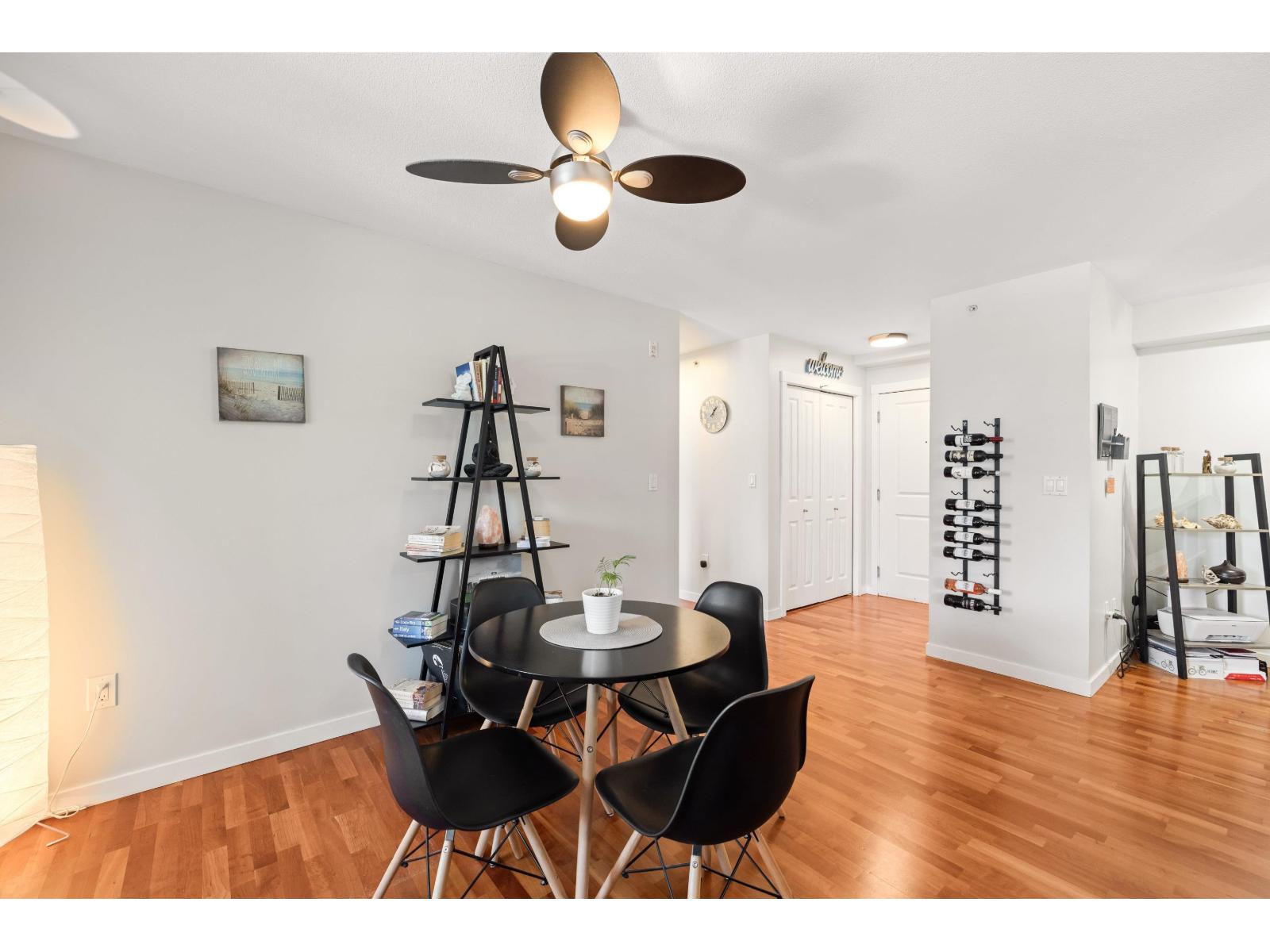 403 15621 MARINE DRIVE, White Rock