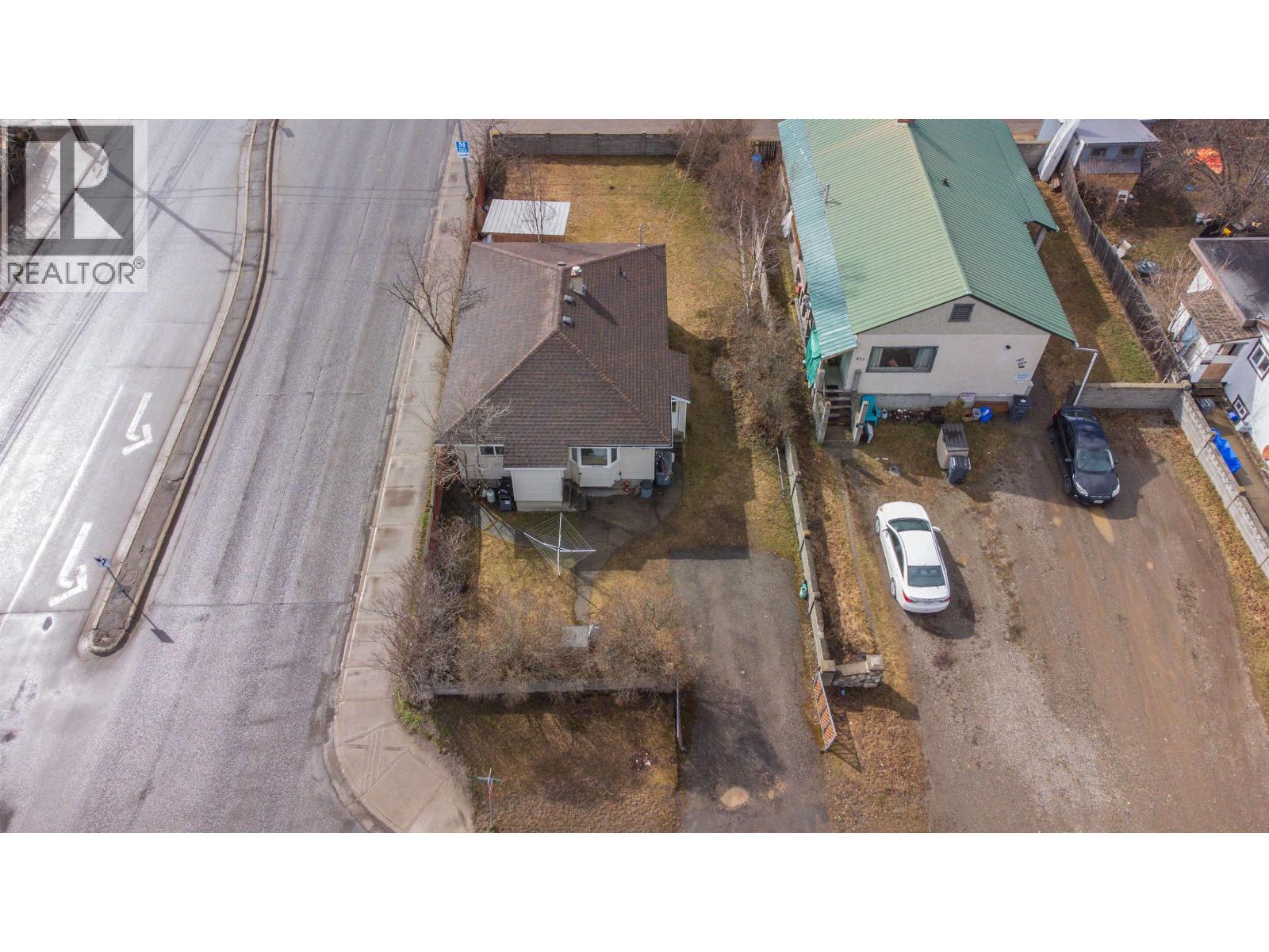 495 BURDEN STREET - 7