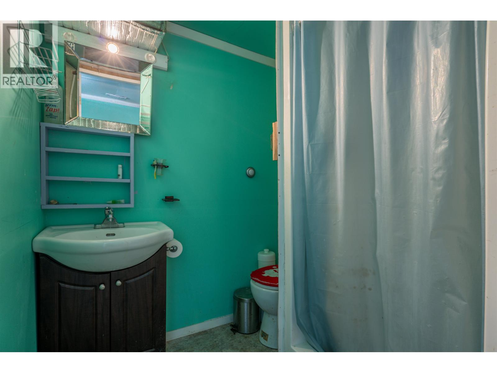 495 BURDEN STREET - 36