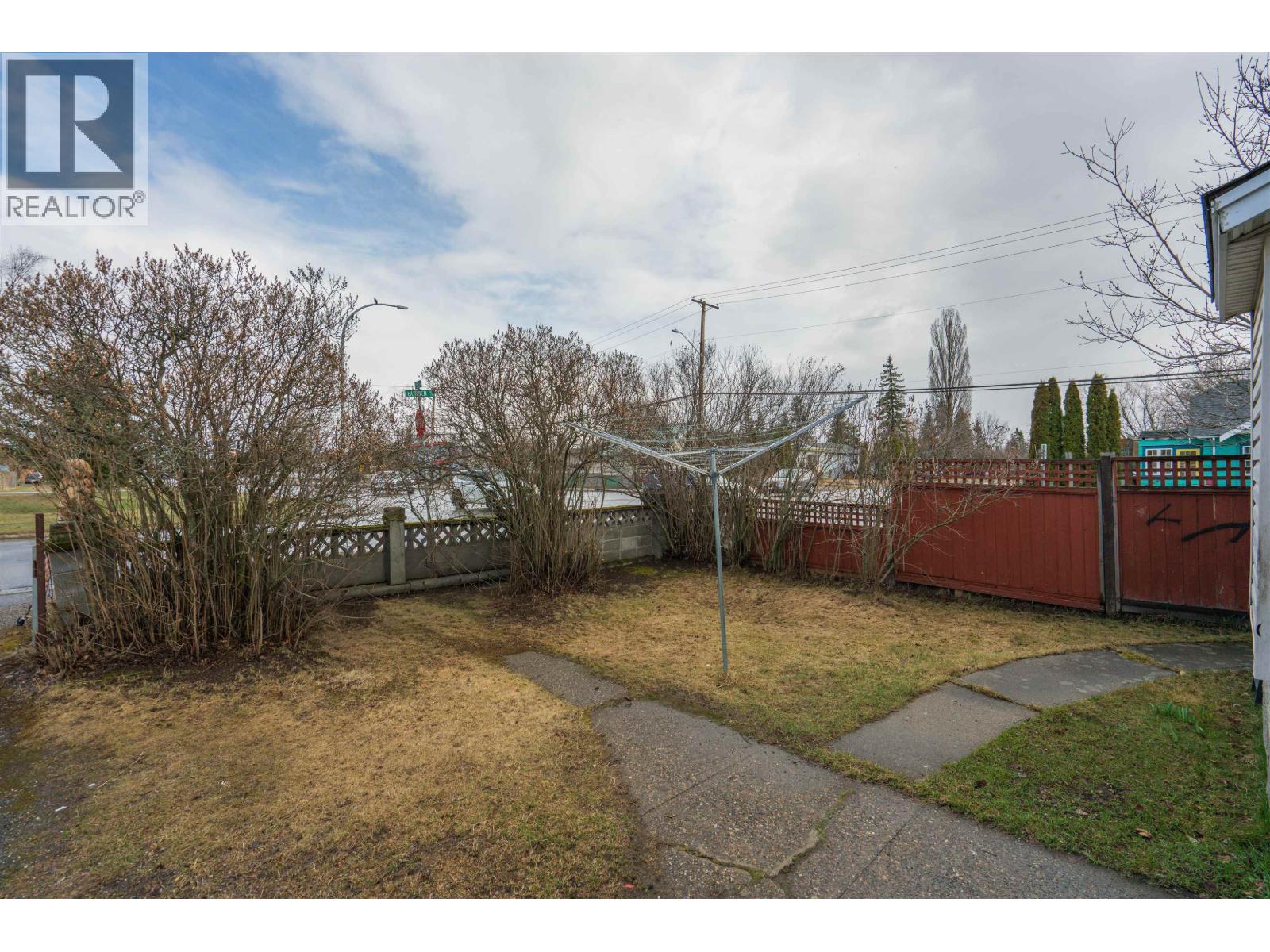 495 BURDEN STREET - 14