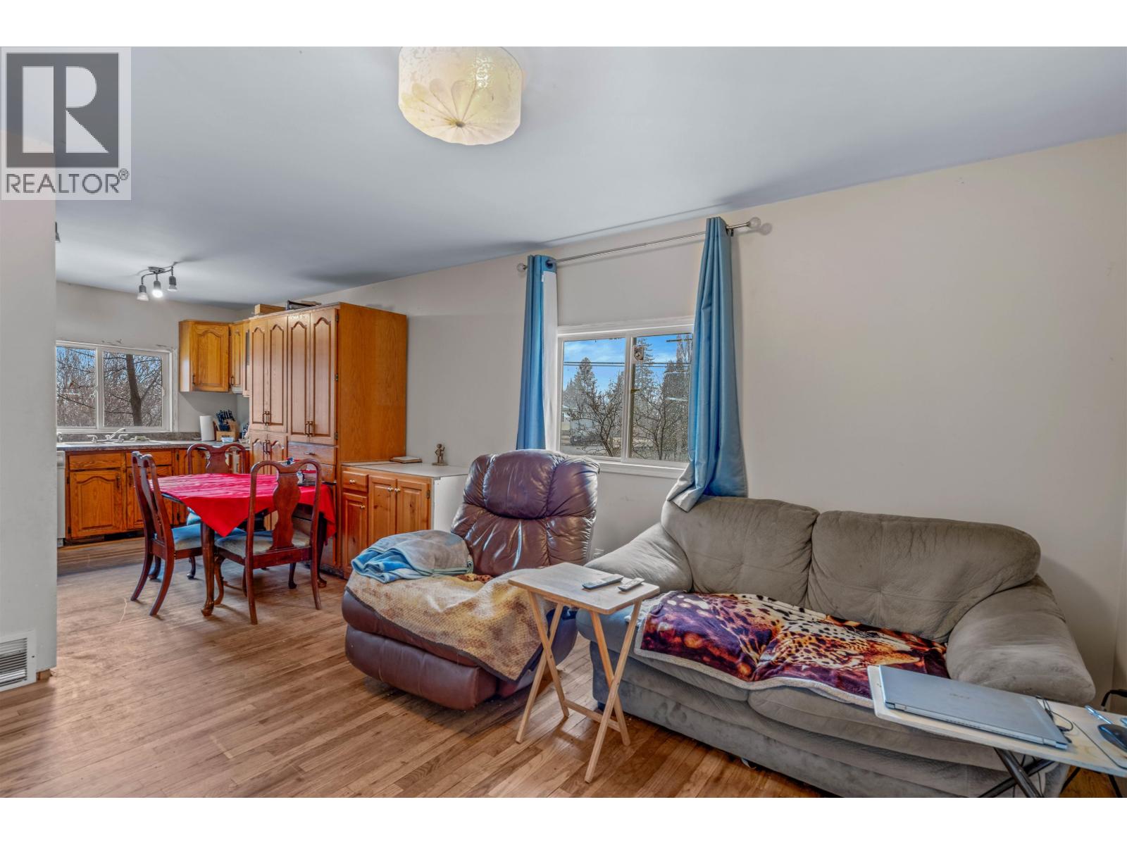 495 BURDEN STREET - 24