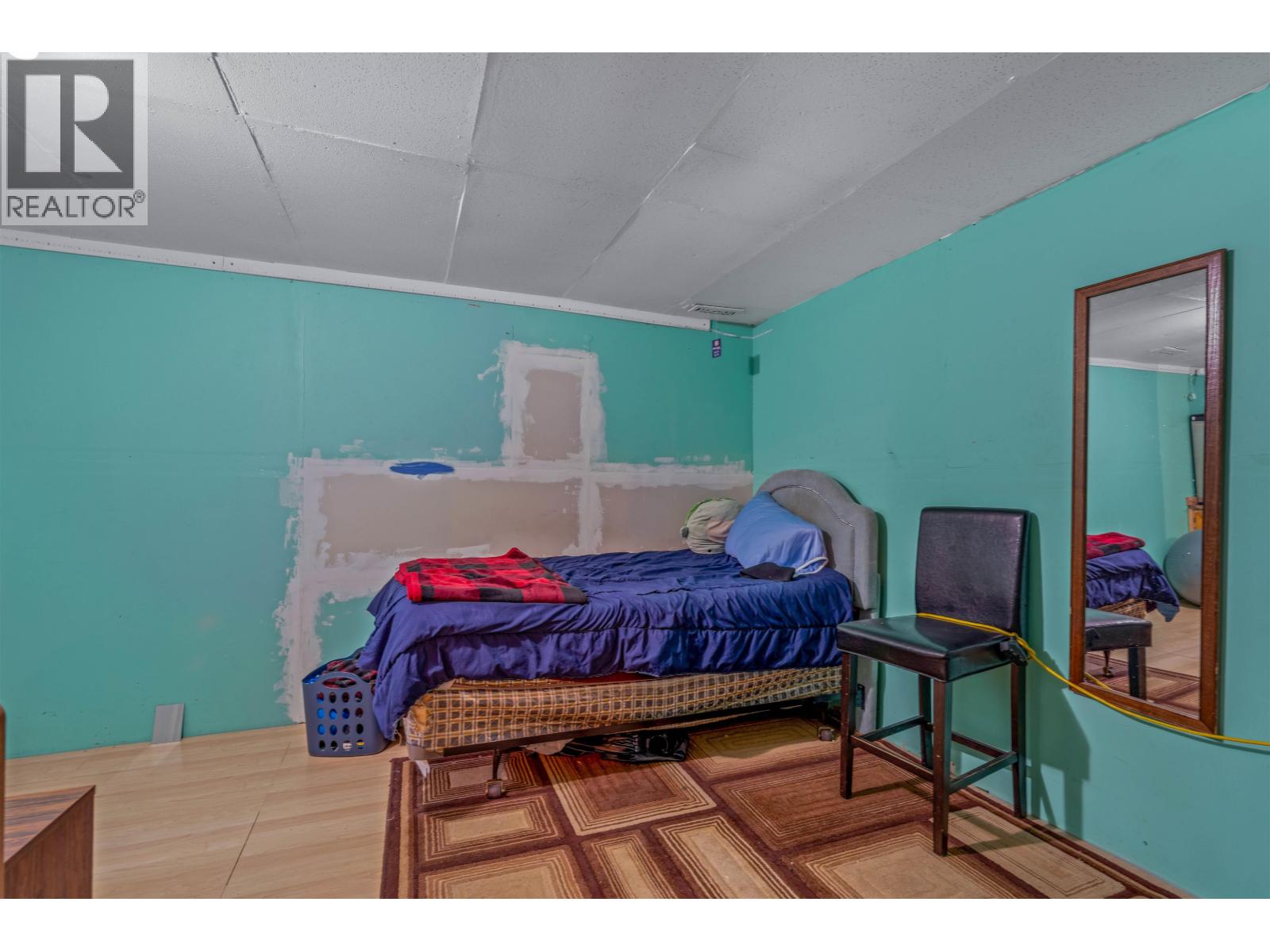 495 BURDEN STREET - 33