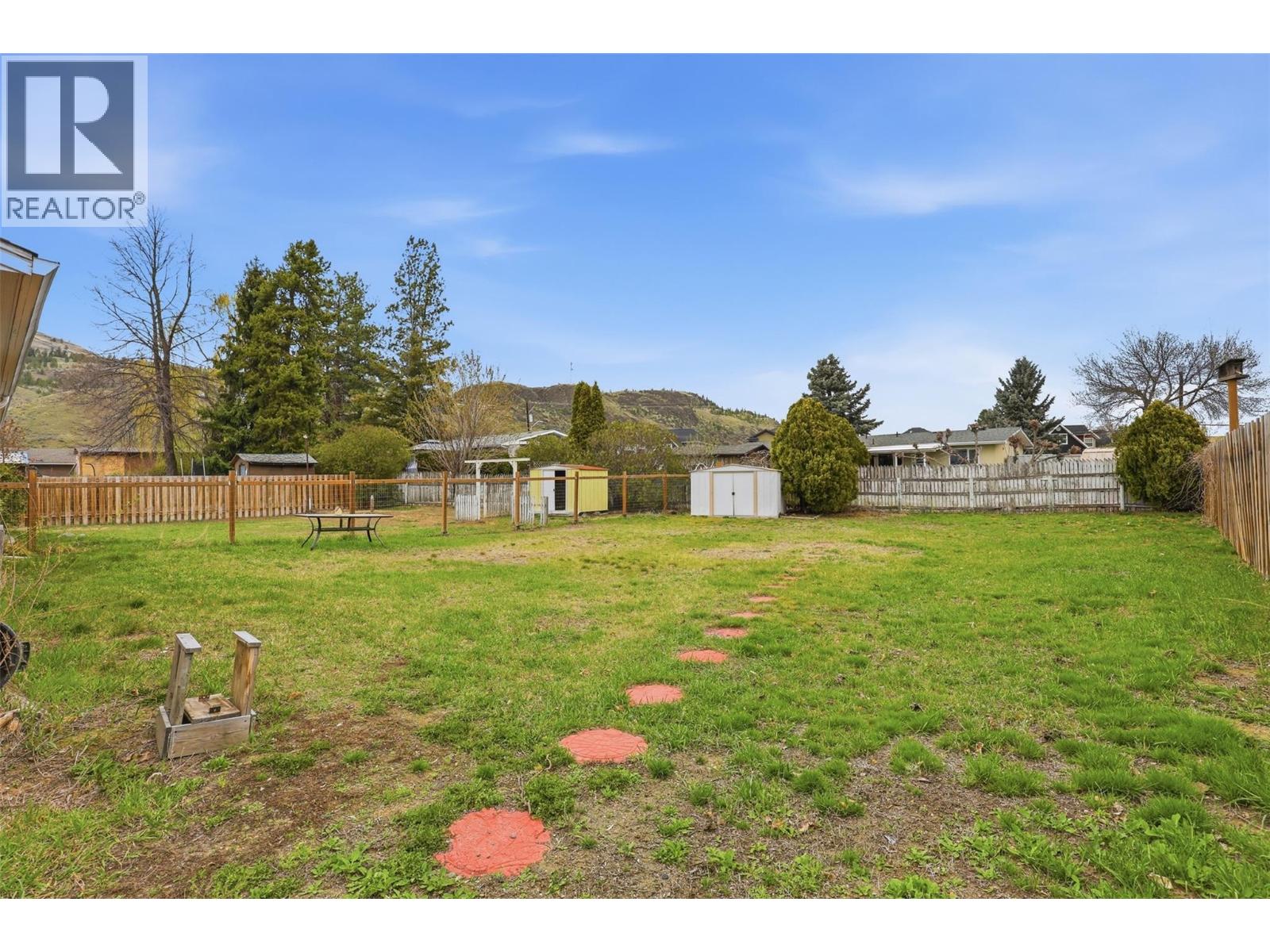 666/668 REEMON DRIVE - 26