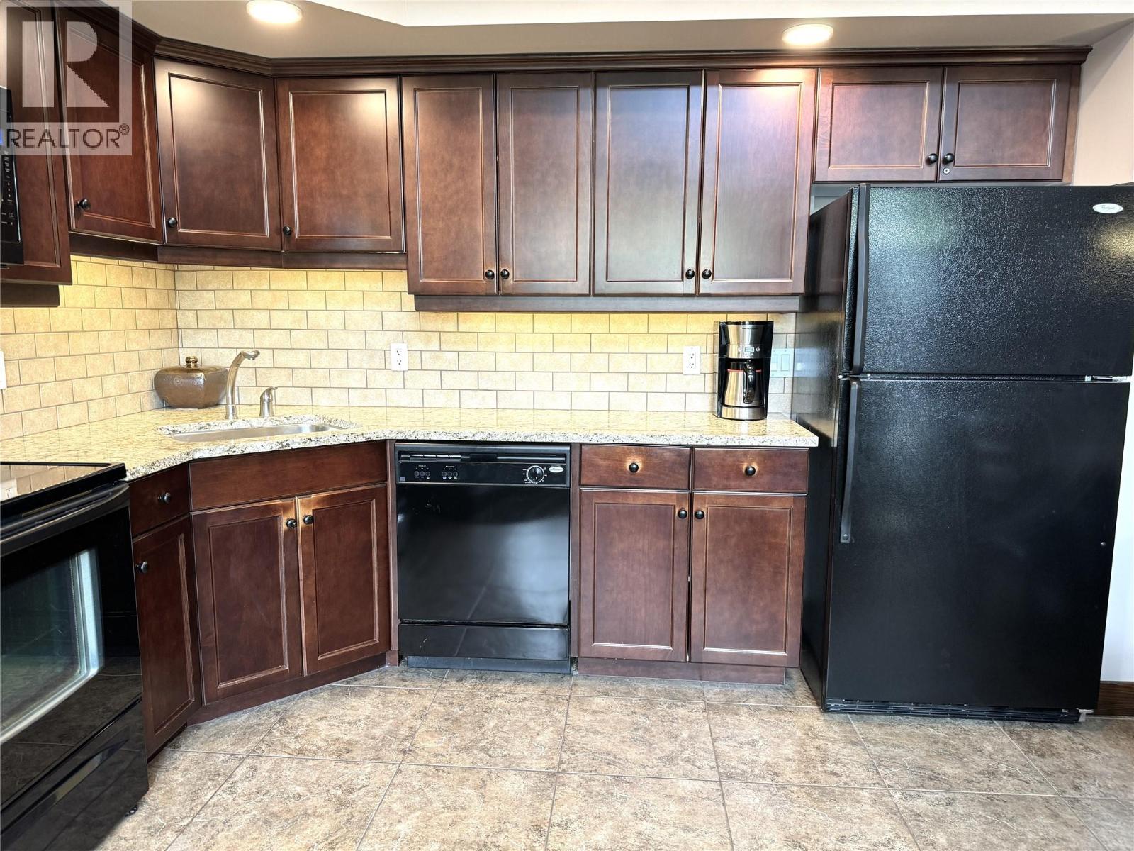 #533B 500 BIGHORN BOULEVARD - 11