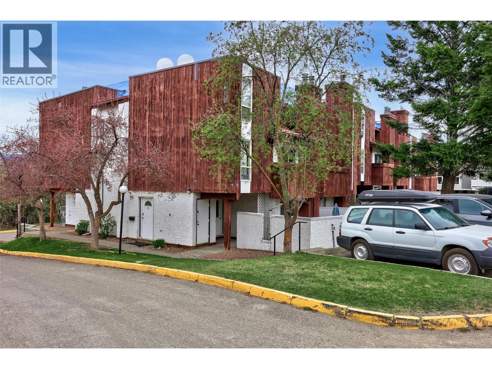 #37 1435 Summit Drive - 1
