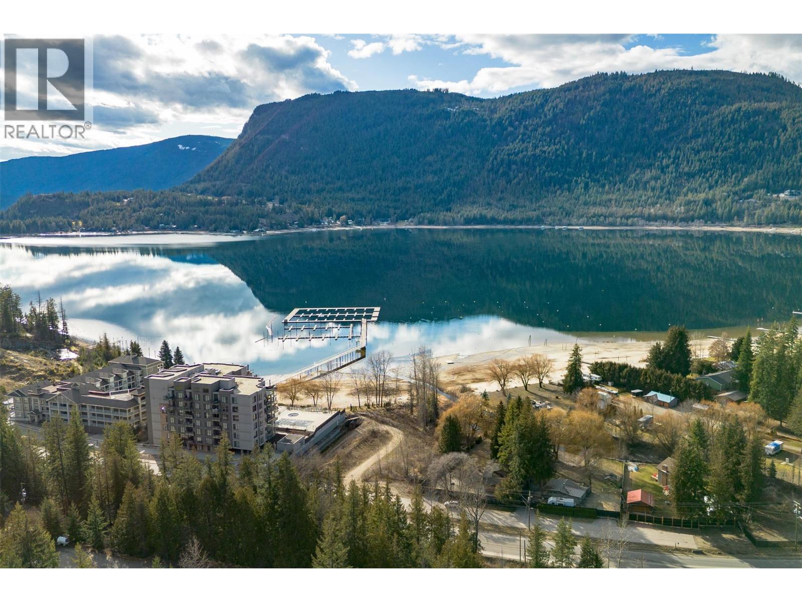 274 Bayview Drive, Sicamous