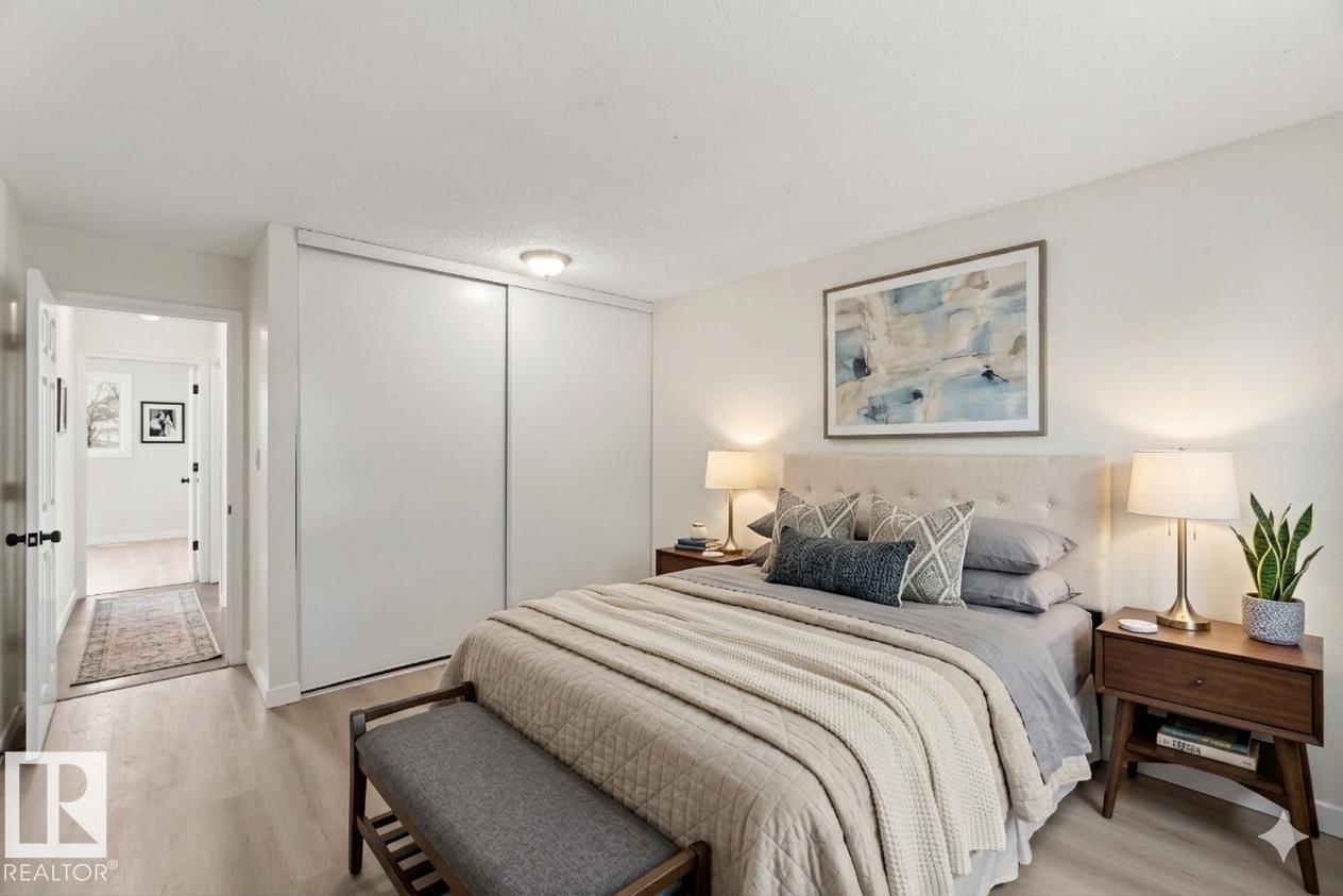 4636 37A AV NW - 35