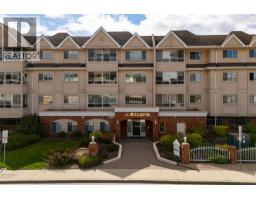 202 1055 Lawrence Avenue, Kelowna