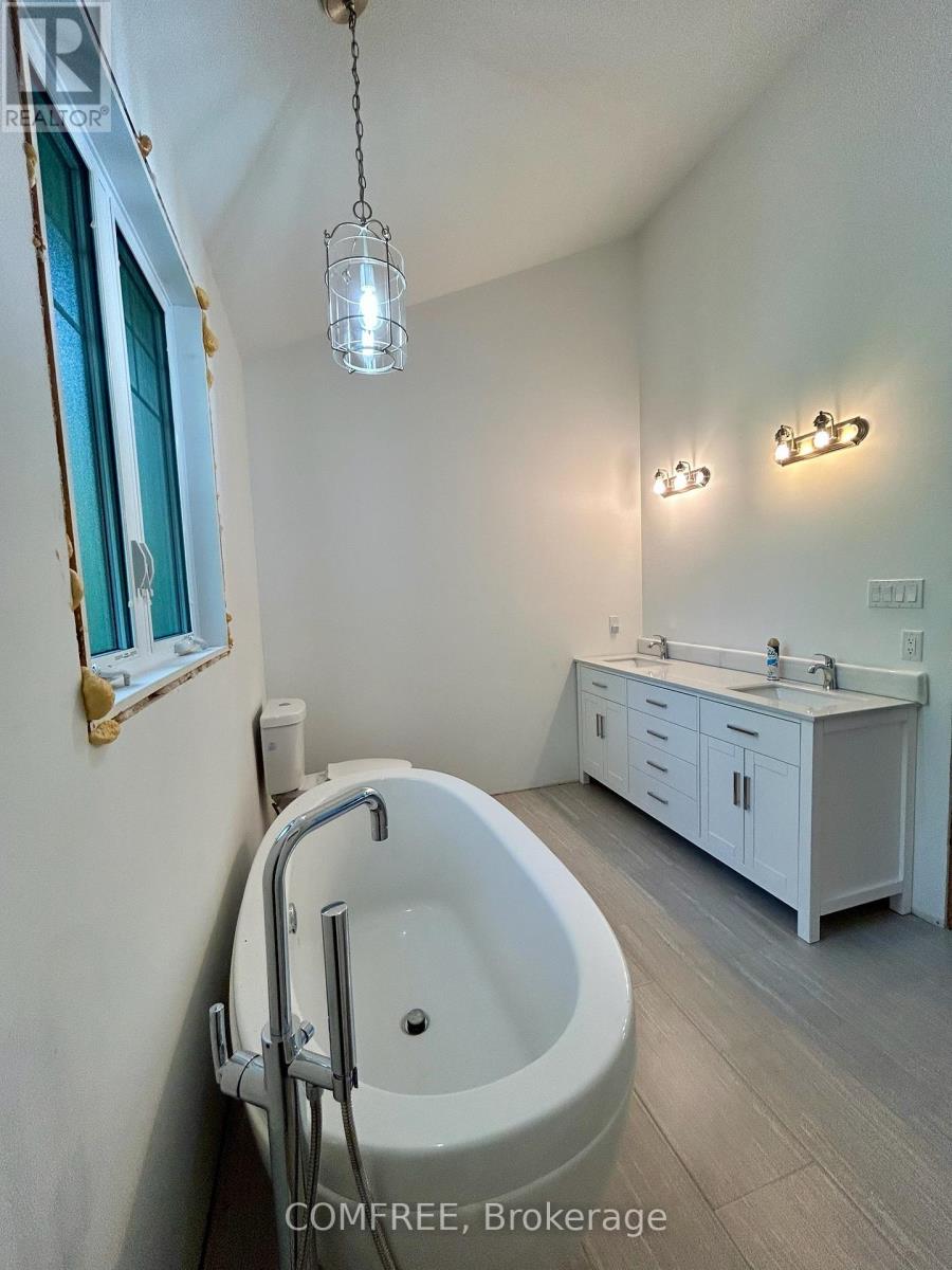 38 BELL DRIVE - 20