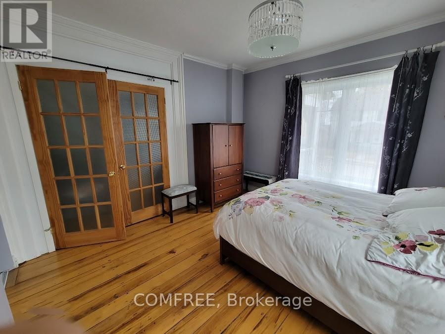 136 JOHN STREET - 17