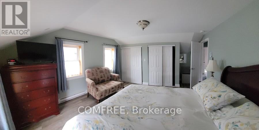 136 JOHN STREET - 20
