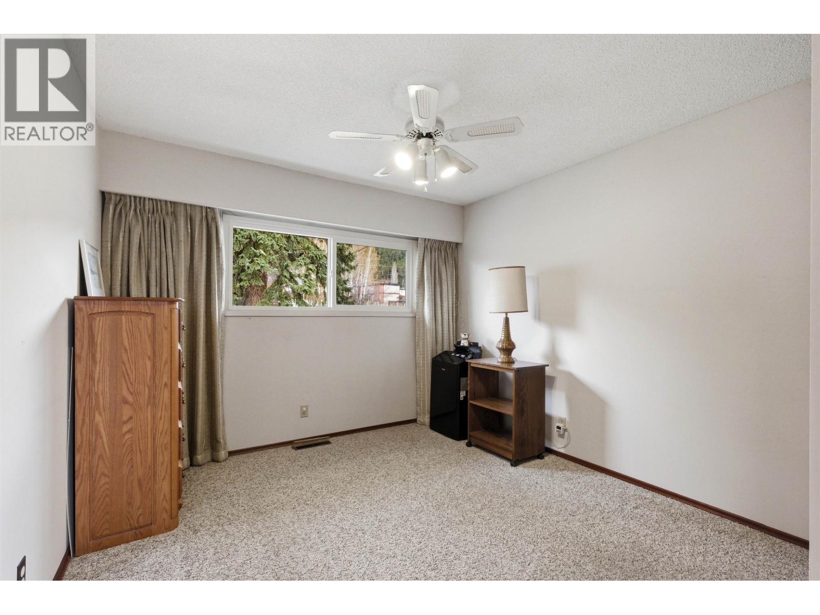 529 N NINTH AVENUE - 9