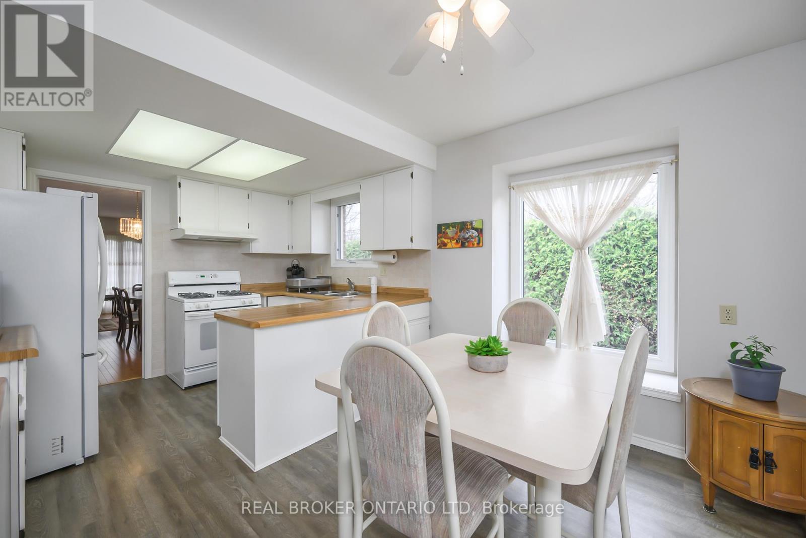 1624 HASTINGS DRIVE Property Photo