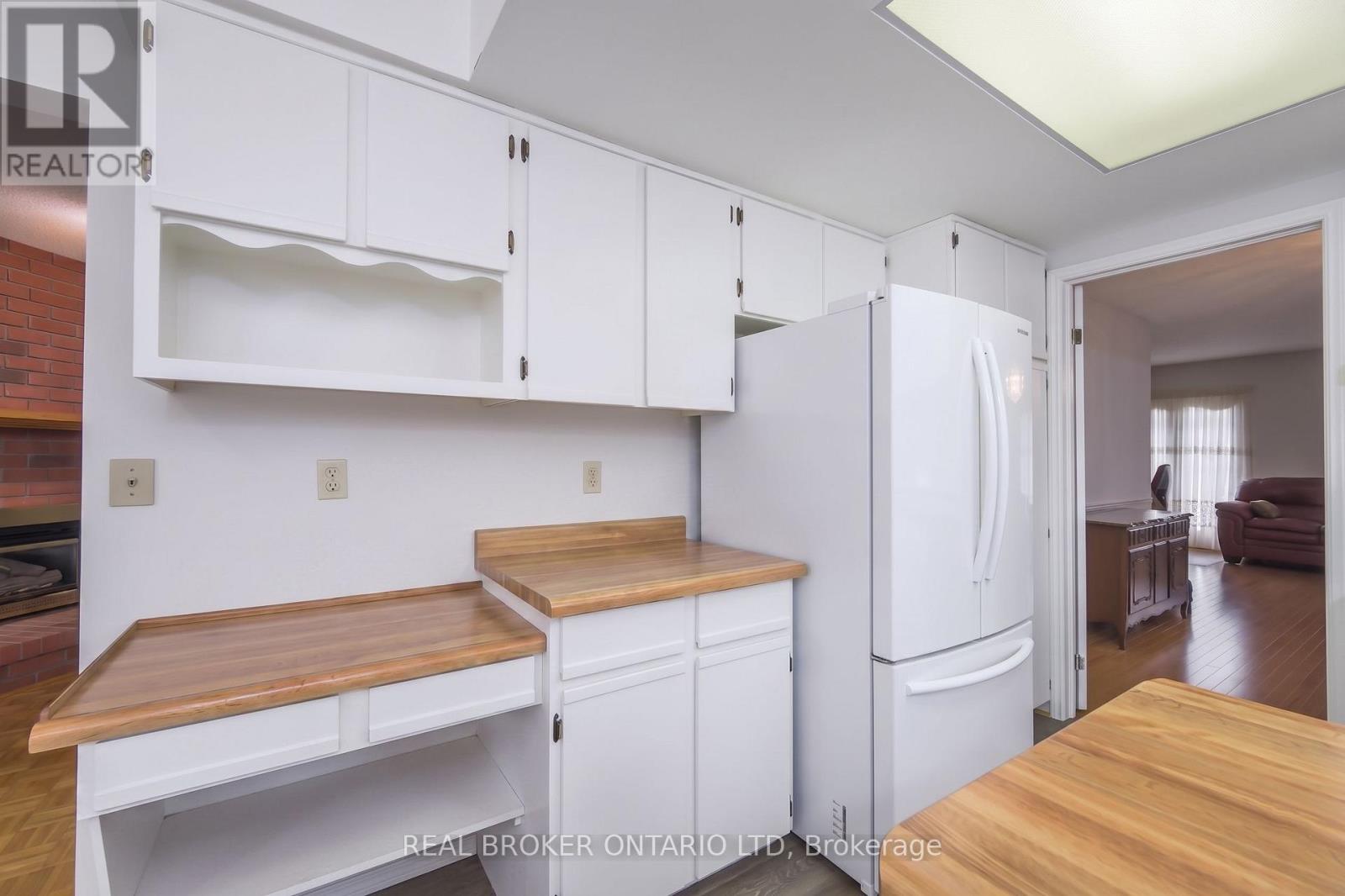 1624 HASTINGS DRIVE Property Photo