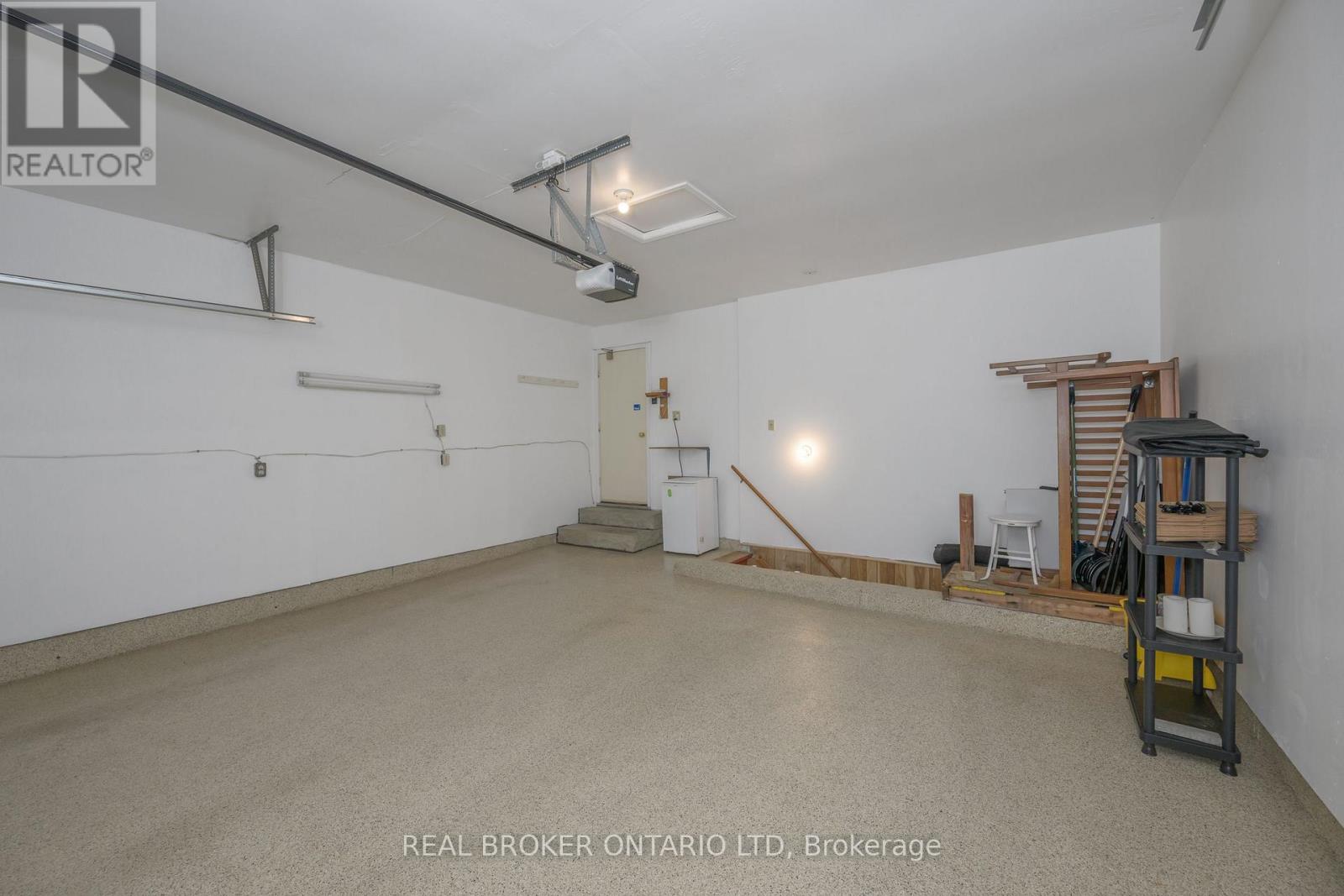 1624 HASTINGS DRIVE Property Photo