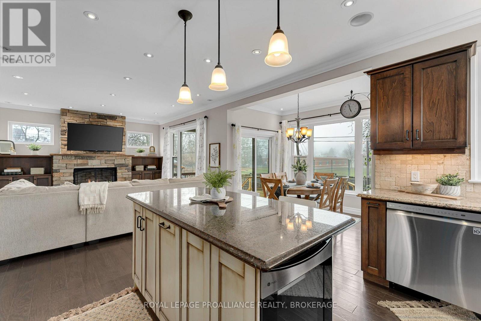 270 NORTH STREET, Gananoque, Ontario, K7G1M1 — Photo 13