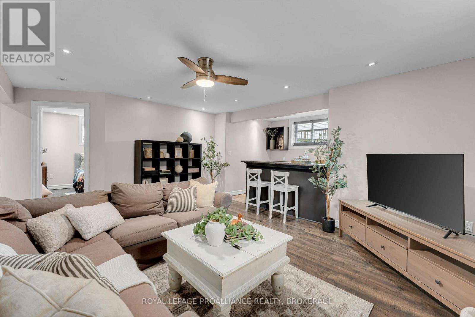 270 NORTH STREET, Gananoque, Ontario, K7G1M1 — Photo 35