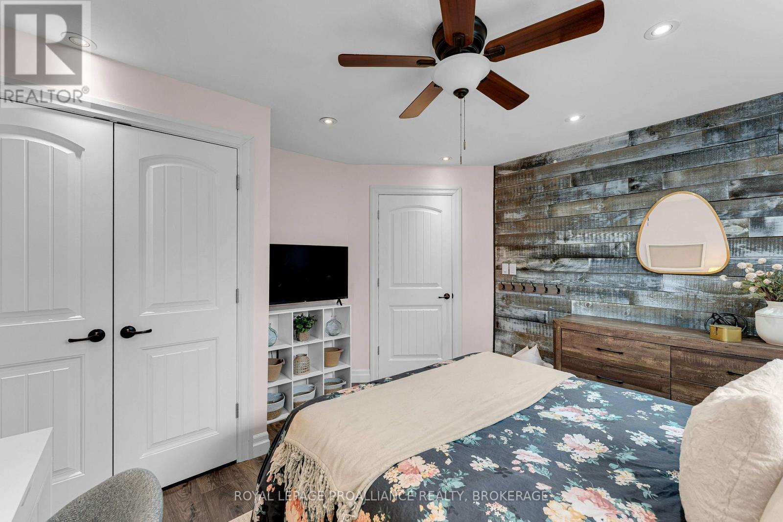 270 NORTH STREET, Gananoque, Ontario, K7G1M1 — Photo 40