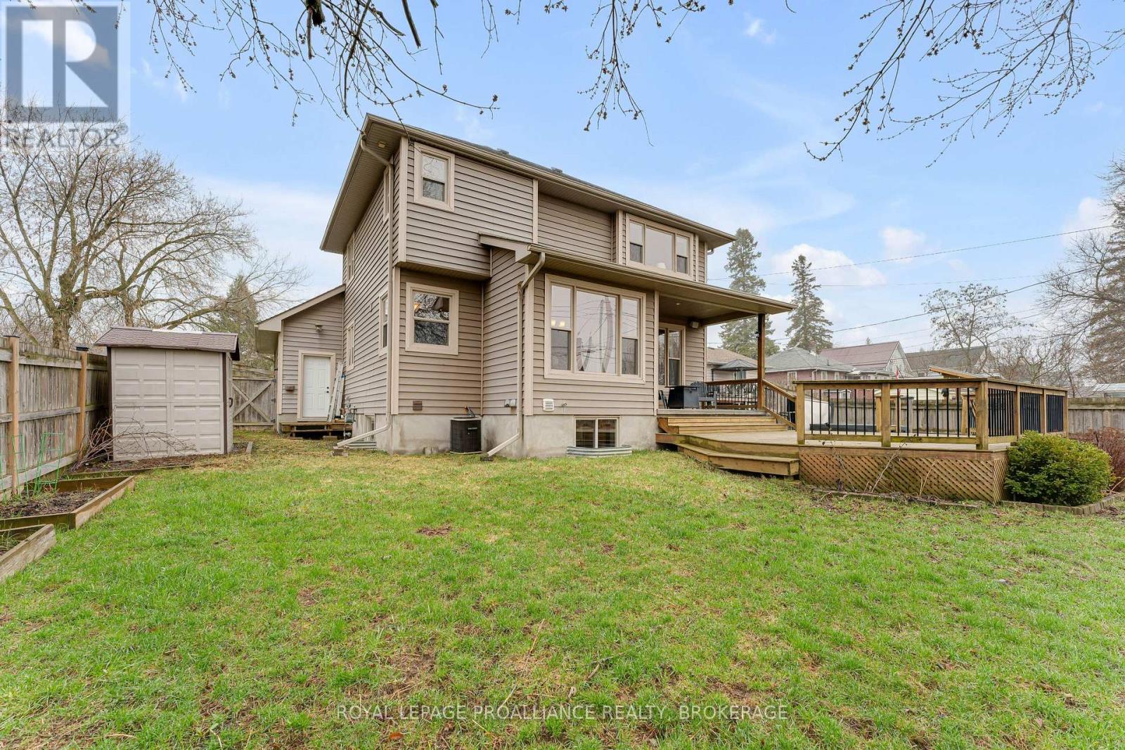 270 NORTH STREET, Gananoque, Ontario, K7G1M1 — Photo 47