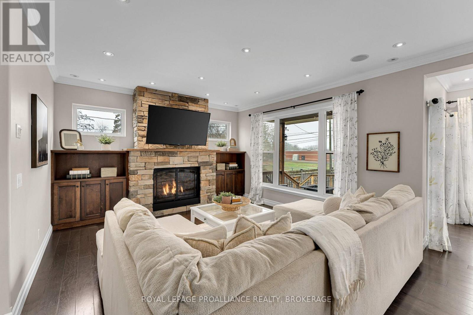 270 NORTH STREET, Gananoque, Ontario, K7G1M1 — Photo 6