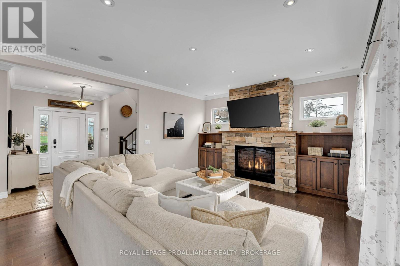 270 NORTH STREET, Gananoque, Ontario, K7G1M1 — Photo 8